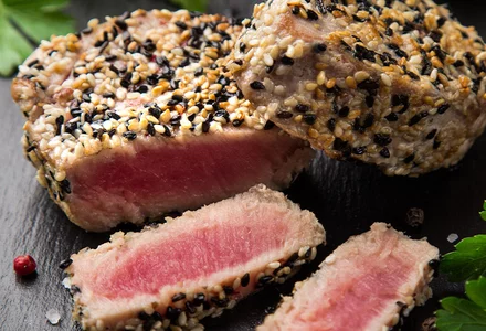 Farblösungen für pflanzlich basierte Fleisch- und Fischalternativen 