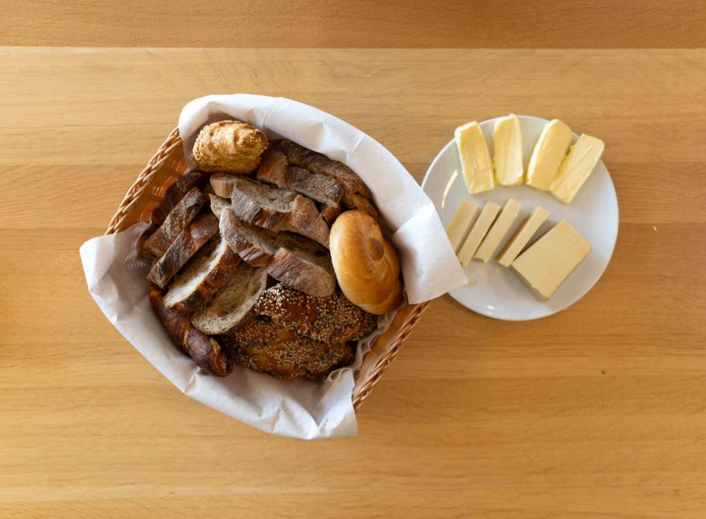 Flavours for milk and butter alternatives